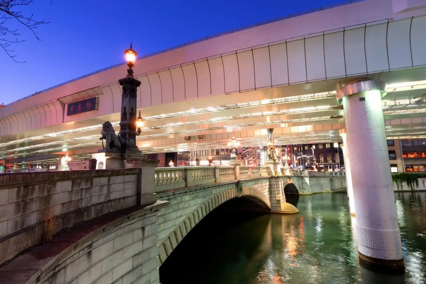 Nihonbashi, Tokyo (Photo: yoshi0511 / Shutterstock.com)