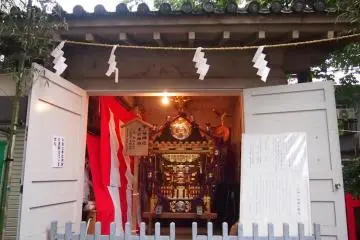 Gallery image