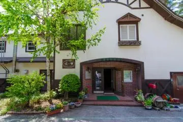 Gallery image