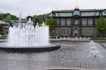 Remnants of a herring dynasty