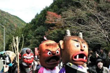 Note the mountainous terrain in the background? (Photo: <a href="https://78577507.at.webry.info/200811/article_18.html" target="_blank" rel="noreferrer noopener nofollow">Image by 徳島　ロ-カル線てくてく紀行</a>)