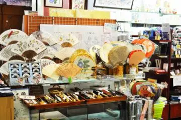 A shop with some great souvenirs. (Photo: Michelle Madden)