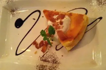 Rare cheesecake at Cafe Katsuo (Photo: Kristen F.)
