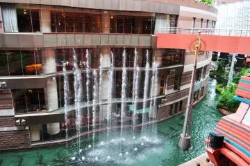 Fukuoka's Canal City