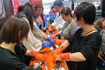 Amabe Tosei University (how to handle Isei prawns)