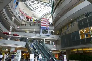 Shop, Dine and Play in Pacela