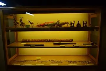 Asian traditional toys. (Photo: Mifthanzi Ariana Sarashanti)