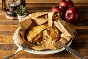 'Baked in Bag' Apple Pie (Photo: © Pie Holic)