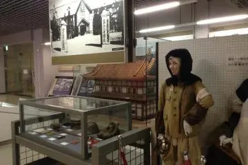Gallery image