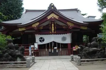 Susano Shrine, main shrine building (Photo: <a href="https://commons.wikimedia.org/wiki/File:Susano_jinnjya.JPG" target="_blank" rel="noreferrer noopener nofollow">Tyoron2</a> / <a href="https://creativecommons.org/licenses/by-sa/3.0/deed.en" target="_blank" rel="noreferrer noopener nofollow">CC BY-SA 3.0</a>)