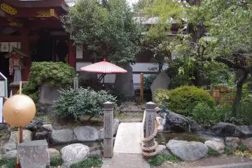 Simple landscaping (Photo: <a href="https://www.flickr.com/photos/o_0/10354344765/in/photostream/" target="_blank" rel="noreferrer noopener nofollow">Guilhem Vellut</a> / <a href="https://creativecommons.org/licenses/by/2.0/" target="_blank" rel="noreferrer noopener nofollow">CC BY 2.0</a>)