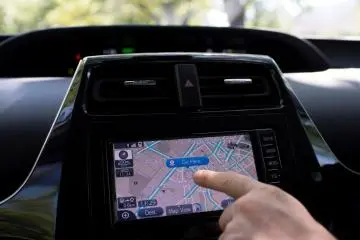 Car navigation in English (Photo: Naoki Minegishi)