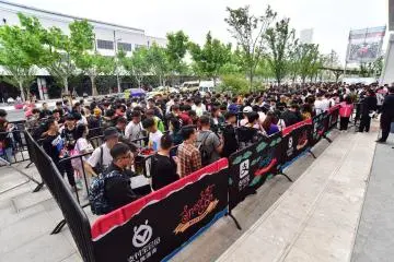 Photo: Sneaker Con