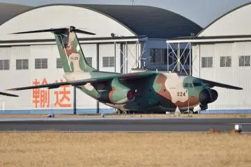 Kawasaki C-1 ‘78-1024 / 024’ (Photo: <a href="https://flickr.com/photos/ajw1970/48789852948/in/photolist-2hkoKtb-ds1ZLP-2h1Ldmv-8Qtwqy-8QtW39-8QqnYi-8QtzFL-2hmKvQb-dqcQtR-dqcYHL-8QqVCD-2hmnFpP-dqcQjM-q2pEc7-dqhyyh-dqhwZC-dqhySC-dqhFQU-dqhxNN-dqhq3D-Anyjvf-AEaHwe-2hmMjM8-zHho64-ABSonj-AEaphP-ACXY1w-AnykQu-zHhMcK-ACXZcE-zHhjYT-zH8yNA-zHhNzp-2hkrUVE-dqzcbq-drxVfw-drxJTV-2hmj4Jw-NHZuEZ-drMXeN-dqz4Dg-dqH34p-dr2Bm9-dqH21c-2hkr2q5-2hksDSx-2hkoMas-2gjXwsu-ESnwJb-drxKe2" target="_blank" rel="noreferrer noopener nofollow">Alan Wilson</a> / <a href="https://creativecommons.org/licenses/by-sa/2.0/" target="_blank" rel="noreferrer noopener nofollow">CC BY-SA 2.0</a>)