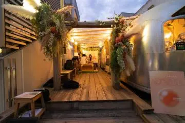 Footbath in the evening  (Photo: the AIRSTREAM GARDEN)
