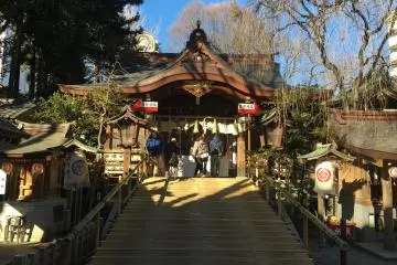 Koyasu Shrine, Hachioji City (Photo: <a href="https://commons.wikimedia.org/wiki/File:Koyasu_jinja.jpg" target="_blank" rel="noreferrer noopener nofollow">Simaox777</a> / <a href="https://creativecommons.org/licenses/by-sa/4.0/deed.en" target="_blank" rel="noreferrer noopener nofollow">CC BY-SA 4.0</a>)