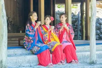 Music binds the hope and fears of people across Okinawa (Photo: OCVB / JT)