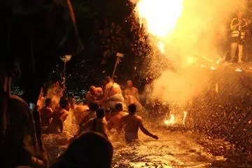 Things get hot at the Abare Matsuri (Photo: Ashley Hirasuna / Metropolis)
