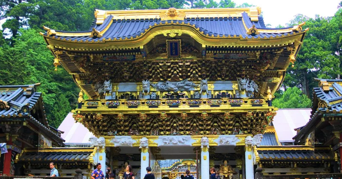 大変貴重な【黒真珠箔】　世界文化遺産【日光東照宮】【全通全景図】　『さが美』誂え 大変貴重な【黒真珠箔】 世界文化遺産【日光東照宮】【全通全景図