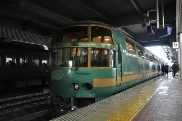 Putting Train Lovers on the Right Track 3/3