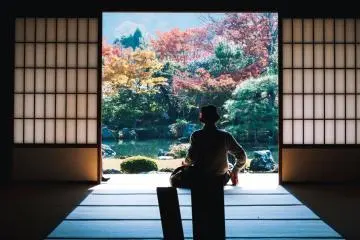Silhouettes can work well as a contrast in a photo (Photo: <a href="https://unsplash.com/" target="_blank" rel="noreferrer noopener nofollow">Masaaki Komori</a> / Unsplash)