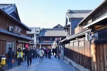 Streets of Kawagoe (Photo: <a href="https://www.flickr.com/photos/raita/43119419861" target="_blank" rel="noreferrer noopener nofollow">Raita Futo</a> / <a href="https://creativecommons.org/licenses/by/2.0/" target="_blank" rel="noreferrer noopener nofollow">CC BY 2.0</a>)
