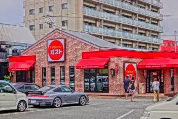 An example of a Gusto store (Photo: <a href="https://commons.wikimedia.org/wiki/File:Cafe_restaurant_gusto_-_panoramio.jpg" target="_blank" rel="noreferrer noopener nofollow">Masoud Akbari </a> / <a href="https://creativecommons.org/licenses/by-sa/3.0/deed.en" target="_blank" rel="noreferrer noopener nofollow">CC BY-SA 3.0</a>)