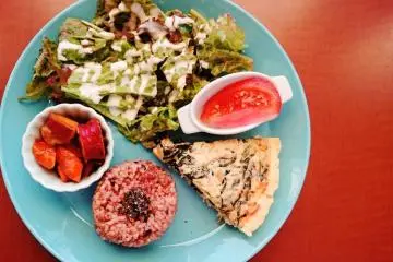Vegan Cafe Thallo