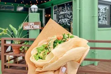 The savory garden crepe (Photo: Cafe Halcyon)