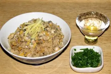 Fukagawa-meshi (Photo: <a href="https://ja.m.wikipedia.org/wiki/%E3%83%95%E3%82%A1%E3%82%A4%E3%83%AB:Fukagawameshi.jpg" target="_blank" rel="noreferrer noopener nofollow">self </a> / <a href="https://creativecommons.org/licenses/by-sa/3.0/deed.en" target="_blank" rel="noreferrer noopener nofollow">CC BY-SA 3.0</a>)