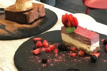 Desserts that are both photogenic and made with health in mind (Photo: Veggy Way)