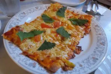 Castanets Cafe and Restaurant