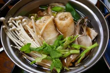 Kiritanpo nabe (Photo: <a href="https://www.flickr.com/photos/pelican/7006567432" target="_blank" rel="noreferrer noopener nofollow">pelican</a> / <a href="https://creativecommons.org/licenses/by-sa/2.0/" target="_blank" rel="noreferrer noopener nofollow">CC BY-SA 2.0</a>)