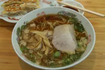 Onomichi ramen, Chugoku (Photo: <a href="https://www.flickr.com/photos/28274373@N00/210342109" target="_blank" rel="noreferrer noopener nofollow">hatch.m</a> / <a href="https://creativecommons.org/licenses/by-sa/2.0/" target="_blank" rel="noreferrer noopener nofollow">CC BY-SA 2.0</a>)