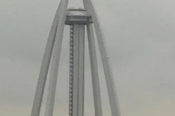 Seen from the highway, the 138 Tower. (Photo: PPF)