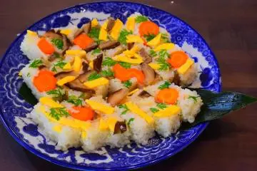 None Kitchen: "Sushi Cake" in Kochi Prefecture