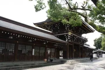 The shrines' grand gateway. (Photo: Aichi Prefecture)