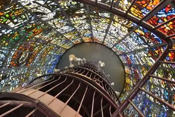 Beautiful stained glass (Photo: <a href="https://www.flickr.com/photos/faux-pasonlinecom/6780349795/" target="_blank" rel="noreferrer noopener nofollow">faux-pasonlinecom</a> / <a href="https://creativecommons.org/licenses/by-nc/2.0/" target="_blank" rel="noreferrer noopener nofollow">CC BY-NC 2.0</a>)