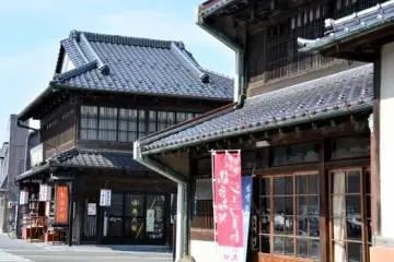 Gallery image