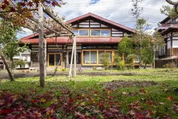 Gallery image