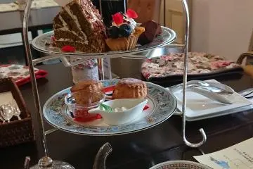 旧英国領事館でアフタヌーンティーを