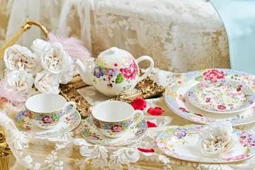 And tea, naturally! (Photo: <a href="https://prtimes.jp/main/html/rd/p/000000192.000053012.html" target="_blank" rel="noreferrer noopener nofollow">PR Times</a>)