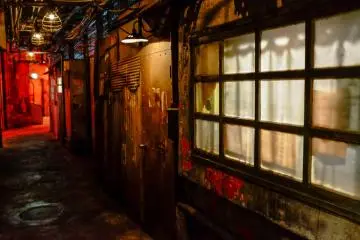 Inside Kawasaki Warehouse [结束]