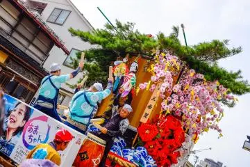 Gallery image