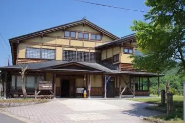 Gallery image