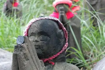 Nasu Yumoto's 1000 Jizo Statues
