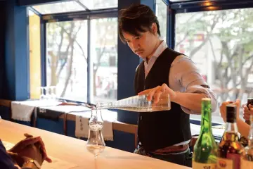 Sake master and manager Aoya-san (Photo: Hatago)
