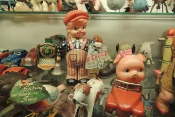 Yokohama Museum of Tin Toys Museum, Yamate
