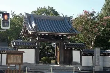 Saishoin Temple gate (Photo: <a href="https://commons.wikimedia.org/wiki/File:Saishoin_(Kasukabe).jpg" target="_blank" rel="noreferrer noopener nofollow">Suikotei</a> / <a href="https://creativecommons.org/licenses/by-nc/4.0/" target="_blank" rel="noreferrer noopener nofollow">CC BY-NC 4.0</a>)