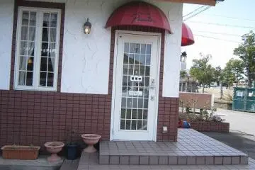 Gallery image
